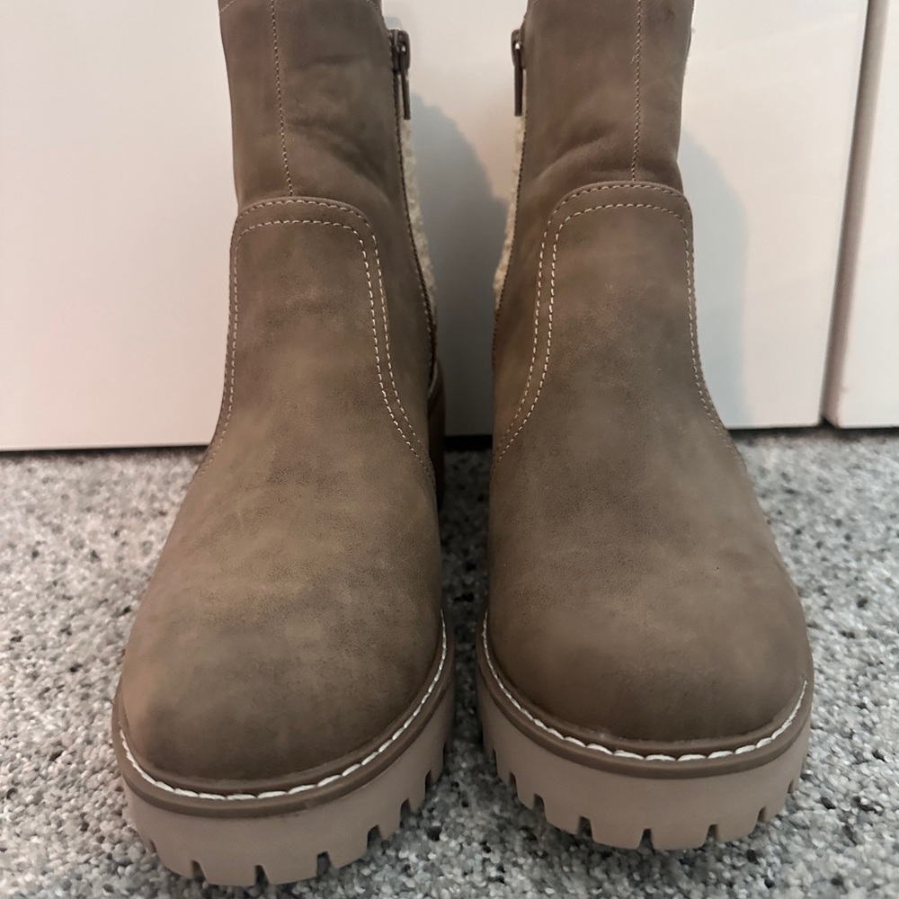 Dolce Vita boots